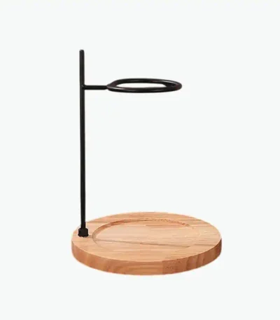 Coffee filter cup holder for pour over brewing